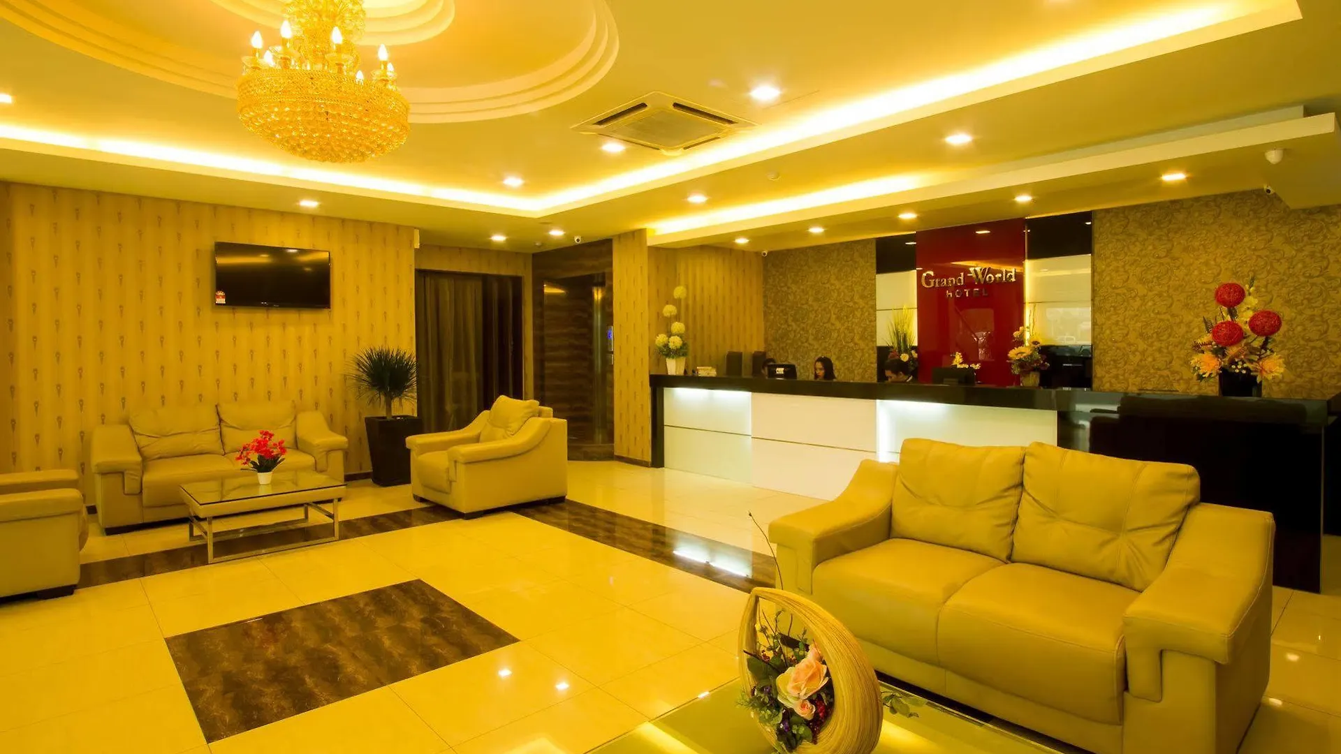 Capital O 91074 Grand World Hotel Johor Bahru