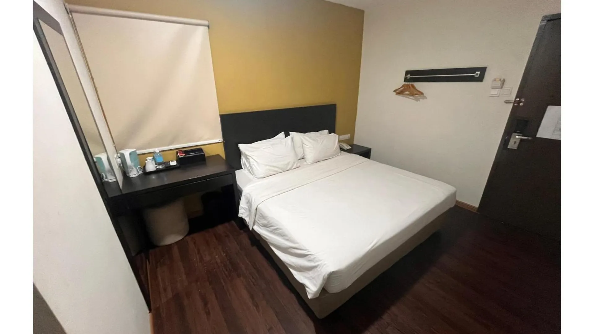 Capital O 91074 Grand World Hotel Johor Bahru