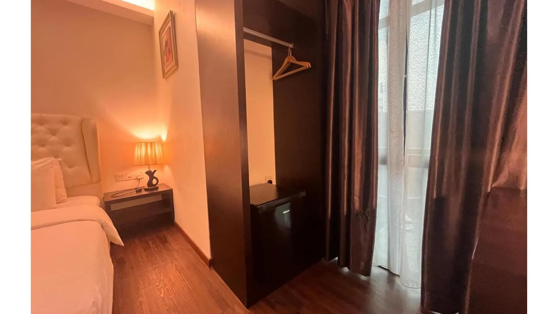 ***  Capital O 91074 Grand World Hotel Johor Bahru Malaisie