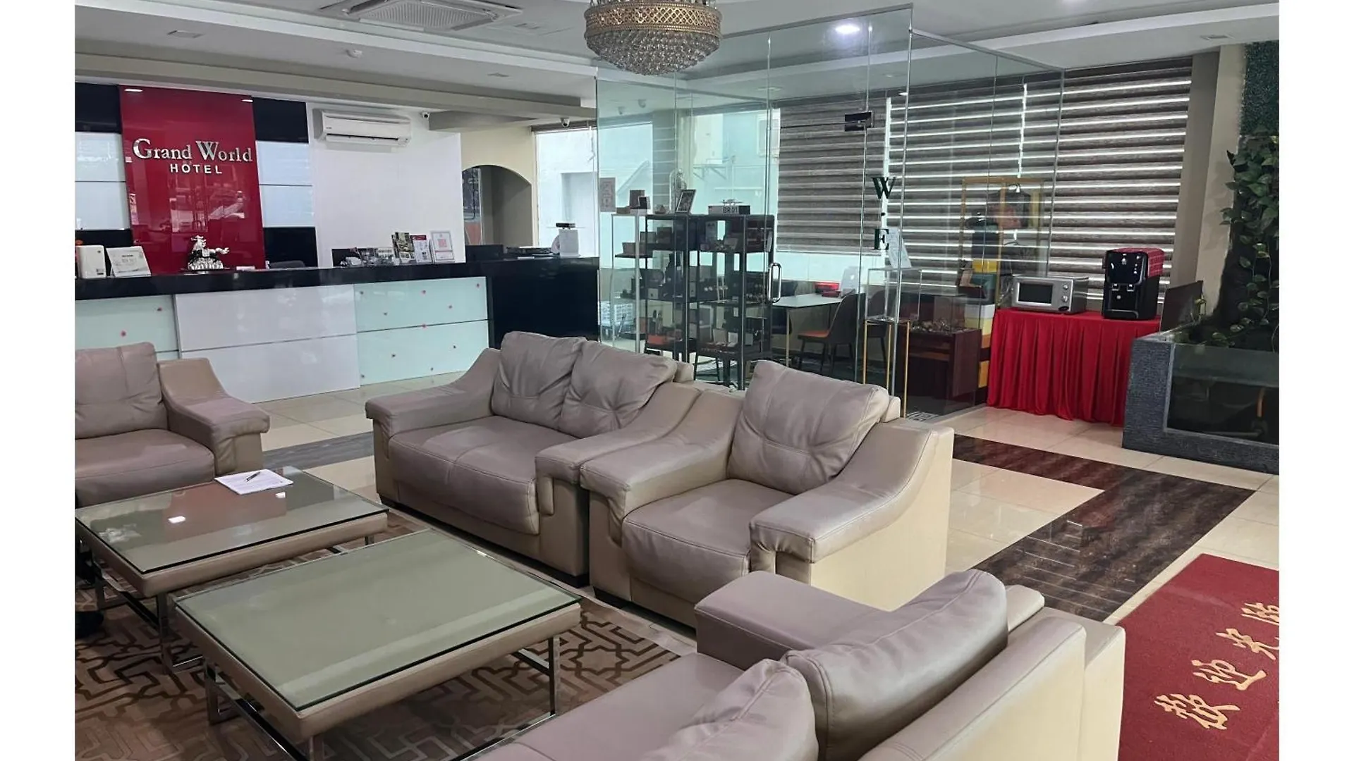 Capital O 91074 Grand World Hotel Johor Bahru